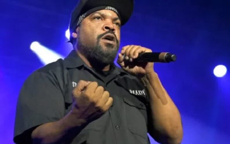  Poznati reper Ice Cube: Mejnstrim mediji su deo Matriksa, oni porobljavaju “um i emocije” za Globalne Elite