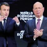 Insajder iz Davosa: Svetski Ekonmski Forum lobira kod vlada širom sveta da započnu špijuniranje mobilnih telefona kao MAKRON