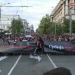 Umalo da zaboravimo- Danas je 10. protest Srbije protiv nasilja - Prozapadni organizatori pomerili početak zbog "vrućina"