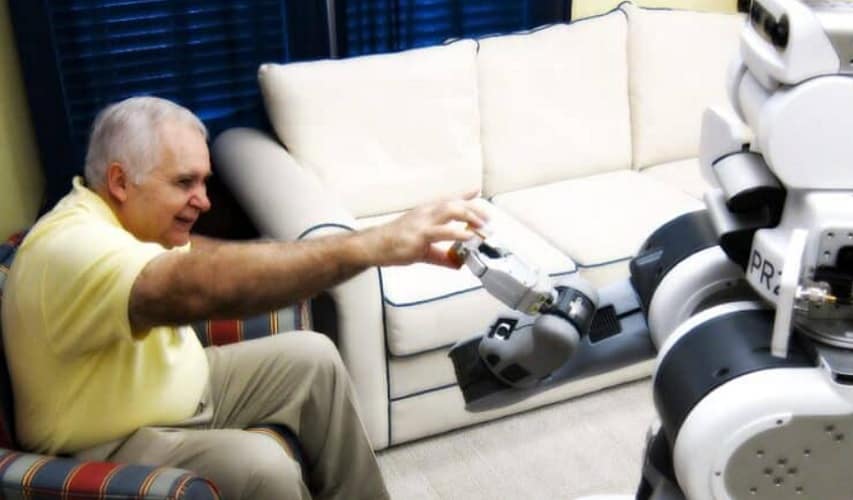 Roboti za starije: Trojanski konj?