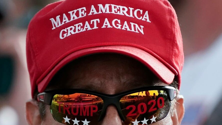 Ako se pitate odakle ponovo virus evo jednog od logičnih odgovora: "Tramp ne sme da pobedi"