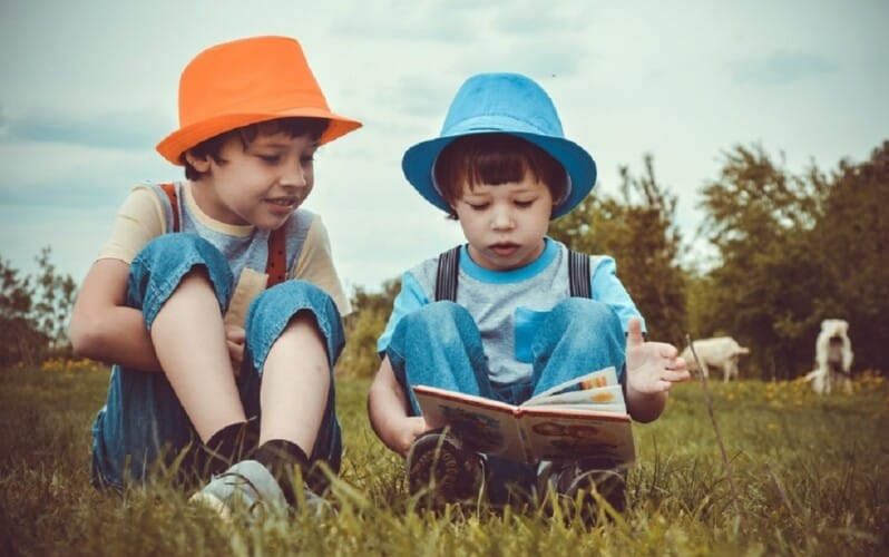  Čitanje je zdravlje: Deca koja vole knjige srećnija su ali i fizički aktivnija potvrđuje najnovija studija