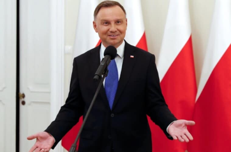  Ukrajinske žrtve su jeftinije od AMERIČKIH sugeriše predsednik Poljske