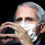 Fauči: Zaključavanja „potpuno opravdana“ i treba ponovo da se koriste da bi se „svi vakcinisali“