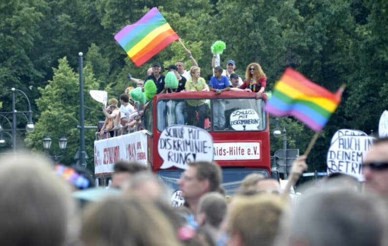  Porast napada na LGBTQ osobe u Berlinu – “Zajednica” se žali: Napadaju nas migranti