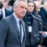 Robert F. Kenedi Mlađi obećava da će tužiti YouTube zbog „stalne cenzure“