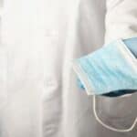 U SAD ponovo uvode mere protiv Covid-a: Nošenje maski, praćenje kontakata na fakultetima, u kancelarijama