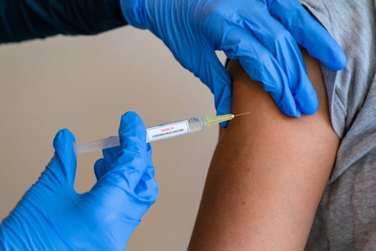  CNN: Nove vakcine protiv COVID-a stižu već u Septembru
