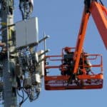 Kreće postavljanje 6000 5G baznih stanica u Srbiji - Šta je opasnije, zračenja ili robotizacija?