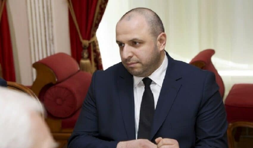  Simor Herš: Američki obaveštajci ocenili novog ukrajinskog ministra odbrane kao ULTRA KORUMPIRANU osobu