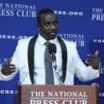 Poznati pevač urgira da se crnci presele iz Amerike u Afriku: SAD će se raspasti preko noći