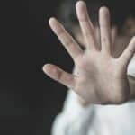 Nemačka: Uhapšeno 8 migranata zbog seksualnog napada na 13-godišnju devojčicu na bazenu u Kelnu