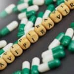 Tamnosmeđe oči novorođenčeta postale svetlo plave preko noći nakon leka protiv COVID-19