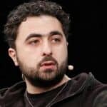 Bivši izvršni direktor Gugla upozorio je da globalisti koriste veštačku inteligenciju za dizajniranje „smrtonosnijih pandemija“