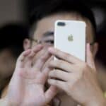 Kina zabranjuje korišćenje Iphone-a i drugih stranih uređaja