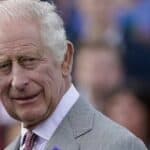 On može da zagađuje! Zeleni Kralj Čarls naredio ministrima da lete avionom do njegove privatne vile kako bi pričali o zaštiti životne sredine
