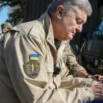 Bivši ukrajinski predsednik Porošenko okićen nacističkim simbolima (FOTO)