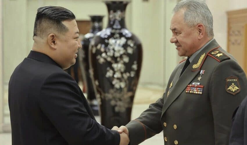  Rusija, Kina i Severna Koreja organizuju veliku vojnu vežbu kao odgovor na provokacije na ISTOKU