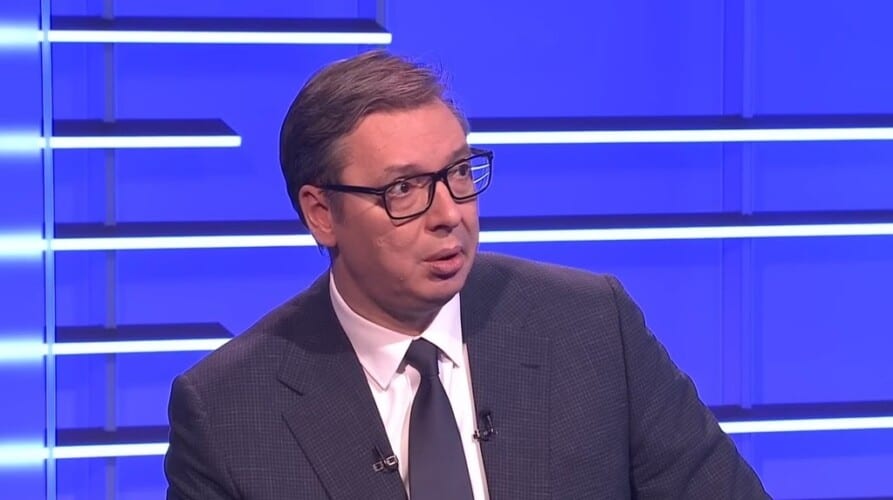 Poslušao zapovesti Vašingtona i Brisela: Vučić naređuje vojsci da se povuče sa administravne linije sa KiM