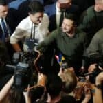 Kanađani na ulici "napali" Trudoa i Zelenskog: Vi ste glumci iz Davosa, ratni zločinci marš iz naše zemlje (VIDEO)