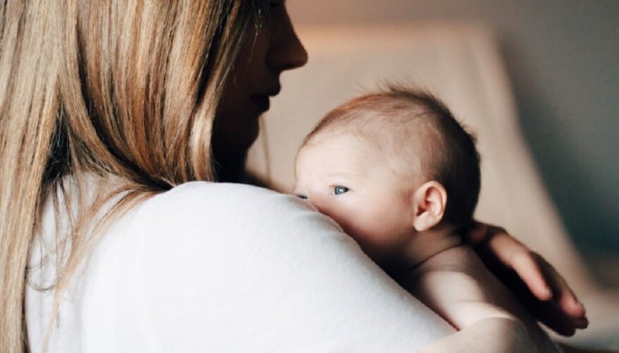 FACEBOOK cenzurisao istinit članak koji govori o količini mRNK u majčinom mleku nakon vakcinacije protiv COVID-a