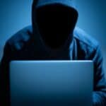 Bolesnici koriste veštačku inteligenciju da generišu „zapanjujuće realistične“ slike seksualnog zlostavljanja dece