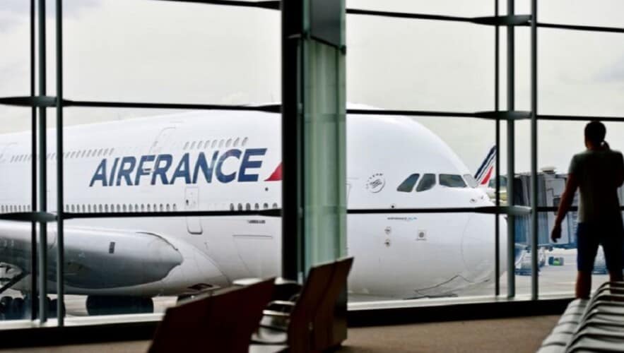 Isprani mozgovi! Francuzi podržavaju predlog da se uvede doživotno ograničenje letenja avionom - 4 puta za ceo život