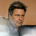 Nemački ministar Ekonomije i član Zelenih poziva na još VEĆU IMIGRACIJU u Nemačkoj uprkos protivljenju naroda