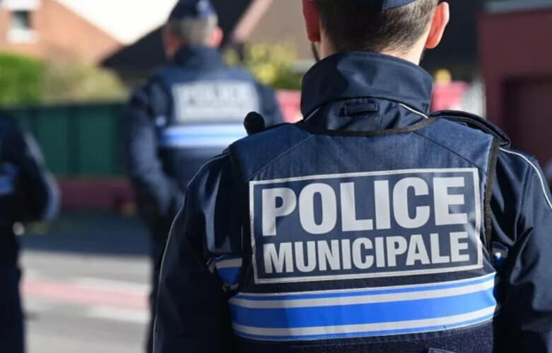  Novo ubistvo u Francuskoj: Migrant prerezao grkljan ženi (68)