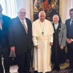 Papa Francisko primio LGBT monahinju u Vatikanu