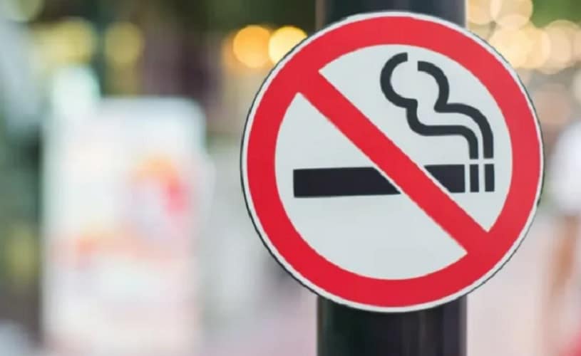  Dr Džejms Aleksandar: Danas će ukinuti pušenje a sutra će to biti KAFA