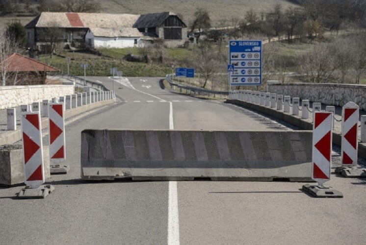  Slovačka šalje vojsku i policiju na granicu sa Mađarskom – Fico ispunio prvo obećanje – Nema više migranata