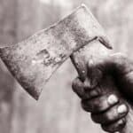 Ludilo vlada Srbijom! Sin sekirom napao roditelje - Otac u komi, lekari mu se bore za život