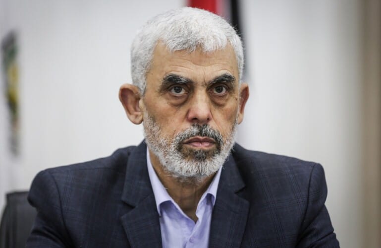  Izraleska vojska tvrdi da je opkolila bunker u kojem se nalazi lider HAMASA: Nalazimo se u srcu Gaze