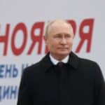 Postoji samo jedan Putin - Dmitrij Peskov o teorijama zavere koje puštaju britanske službe