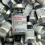 Studija: Skoro 1 od 3 primaoca vakcine protiv COVID-19 pretrpeo je neurološke neželjene efekte