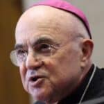 Nadbiskup Vigano: Prolazimo kroz globalni državni udar i moramo se boriti ili ćemo sve izgubiti