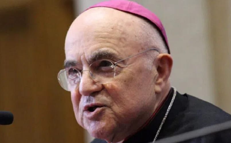  Nadbiskup Vigano: Prolazimo kroz globalni državni udar i moramo se boriti ili ćemo sve izgubiti
