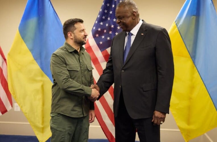  Pentagon zapretio Amerikancima: Ako ne date pare Ukrajini slaćemo vašu decu u rat