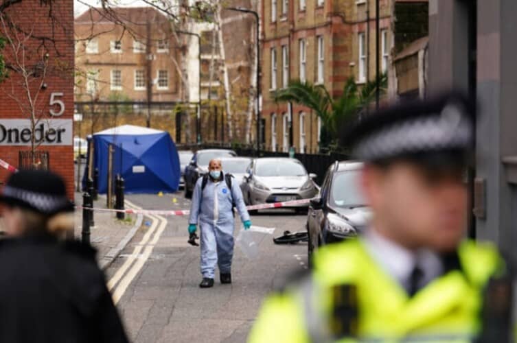  London: 43 incidenta sa nožem se beleže dnevno usred porasta nasilja bandi u britanskoj prestonici
