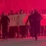 Bukti rat nacionalista i migranata na FRANCUSKIM ulicama - Sve izgleda kao početak građanskog rata (FOTO/VIDEO)