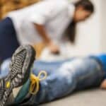 Čak 24% Amerikanaca poznaje nekog ko je umro nakon vakcinacije protiv COVID-a pokazuje najnovija anketa