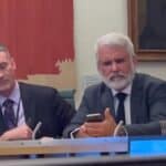 Vrhunski doktori u obraćanju britanskom parlamentu: Trebalo bi odmah povući sve vakcine protiv kovida sa tržišta