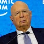 Klaus Švab priznaje da 'politička revolucija' protiv 'Velikog Reseta' uništava njegovu agendu