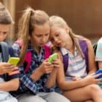 Pričate o nečemu pa vam iskoči reklama na telefonu? Da, slušaju vas i to više ne kriju