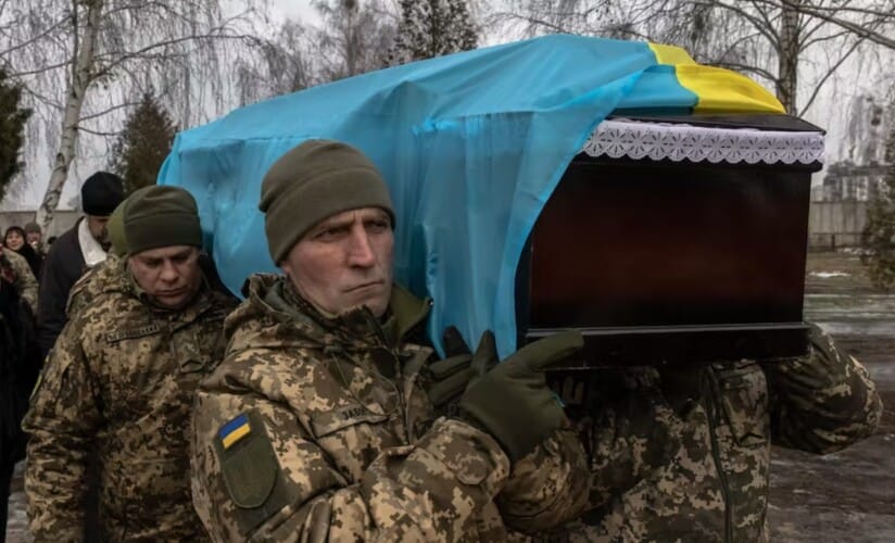  Bivši zvaničnik Pentagona: Rat u Ukrajini je gotov, Zelenski šalje invalide na front
