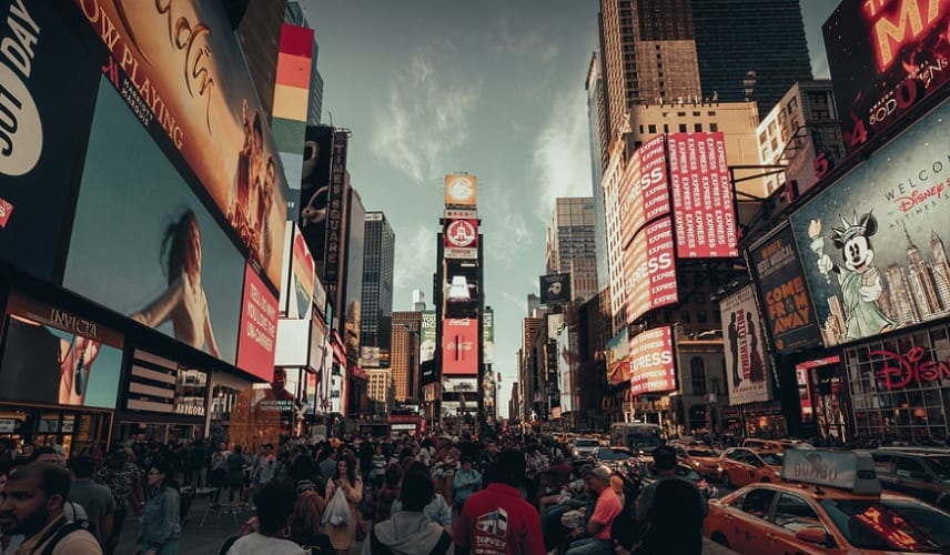 Haos vlada ulicama Amerike dok epski talas zločina teroriše naciju