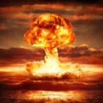 Medvedev poručio Zapadu: Rusija će sručiti ceo vojni arsenal na Berlin, London i Vašington ako pokušate da prekrajate granice