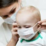 Direktorka CDC-a poziva na vraćanje nošenja maski za malu decu uprkos rizicima od oštećenja mozga