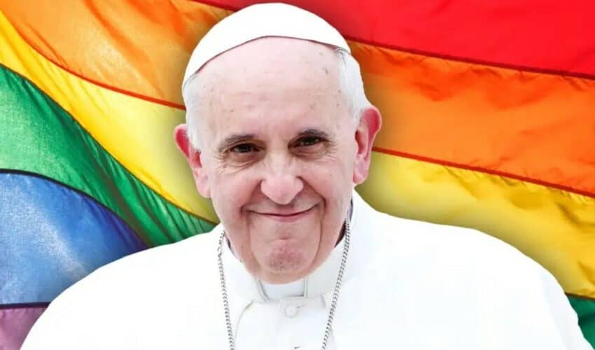  Papa krši Božju reč ubacivanjem homoseksualizma u veru tvrdi vrhovni sveštenik iz Afrike